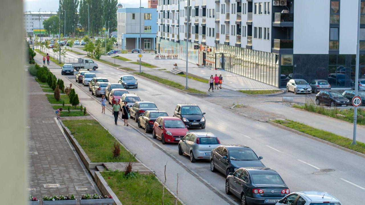 Athena Apartman Lukavica Exterior foto